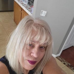 Meet your Posher, Maria